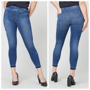 Spanx Pull On Distressed Ankle Skinny Jeans size Small
